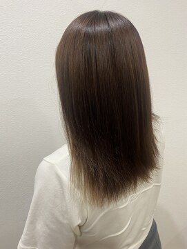 シャンティ(Shanti) 縮毛矯正専門店による縮毛矯正&髪質改善トリートメント