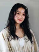 外国人風黒髪ウェーブ