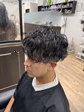 カイノオム 梅田(KAINO HOMME) 波巻き　ツーブロック　シャドウパーマ