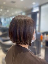 アース 南福島店(HAIR&MAKE EARTH)&nbsp;前下りボブでシャープに