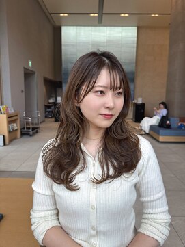 大人可愛い巻き髪スタイル/2wayシースルーバング/髪質改善カラー