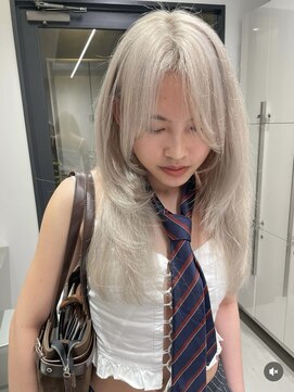 ソル 栄矢場町(SOL) ホワイトベージュ/ハッシュカット/バタフライレイヤー