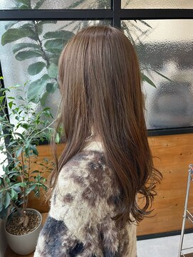 イリ(iri) 柔らか透明感カラー/オリーブベージュ