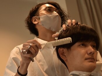 リム メンズヘア(LIM men's hair)の写真/【Google口コミ4.9】造形心理学を軸にした論理的な似合わせカットで、あなただけの魅力を最大限に引き出す