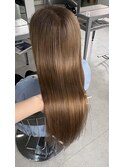6Dエクステ×ブリーチで重め×透明感なミルクティーベージュ♪
