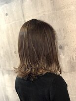 アズビー(azBBB)&nbsp;【佐賀/ａｚＢＢＢ】外国人風Ｗ３Ｄカラー×切りっぱなし