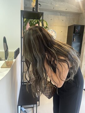 アーレント(AREND) コントラストハイライト　バレイヤージュ