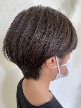 ジェルム ヘアーワークス(germe hair works) 耳かけショート