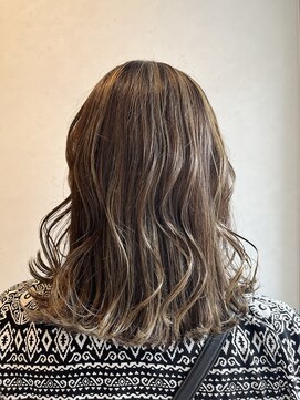 ヘアスペースブルーム エボリューション 庄内店(HAIR SPACE BLOOM evolution) 【庄内店/カット カラー】 透明感カラー/ハイライト/10代 20代