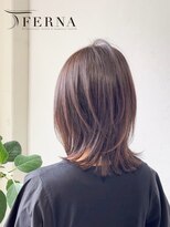 フェルナ(FERNA) 【大人可愛いミディアムレイヤー】
