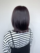 ノルン(norn)&nbsp;ミディアム切りっぱなしボブ