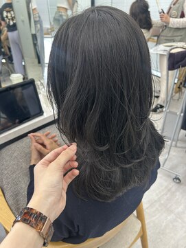 ビューナゴヤ 名駅(VIEW NAGOYA) レイヤーカット/ロングレイヤー/似合わせカット/前髪カット