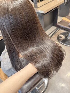 ユーフォリア 青山(Euphoria) グレージュカラー/透明感カラー/小顔カット＊担当yuki