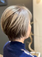 ブランシュ(BLANCHOU) 【松山/久万ノ台】30代40代50代　大人ショート
