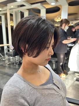 ビグディーサロン(BIGOUDI SALON) 小顔ショート[20代/30代/40代/50代]