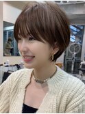 ショートヘアショートボブ白髪ぼかしハイライトカラーボブ