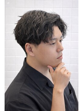 ゼロスバーバー(0's BARBER SHOP) ツイストスパイラル/メンズパーマ/ツイスパ/ツーブロ/ショート