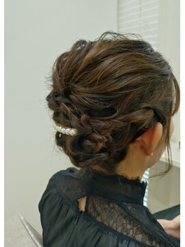 シーク センター南店(seek) ふんわりアップスタイル