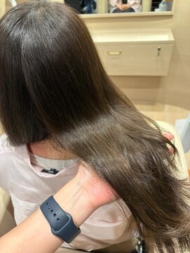 ランプ 泉中央(Lamp) 乾燥毛をうるサラ髪へ