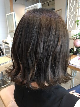 ロハス(LOHAS) 外ハネ×アッシュ