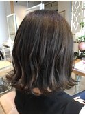 外ハネ×アッシュ