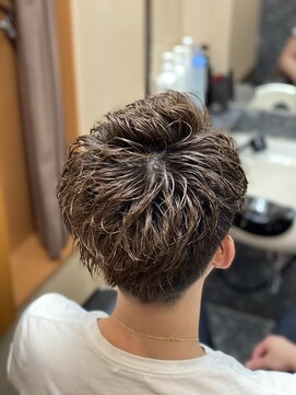 ヒロギンザ 御茶ノ水店(HIRO GINZA) スパイラルパーマ×アップバングスタイル