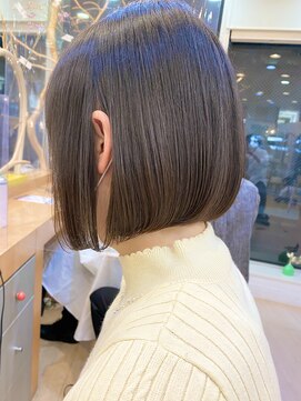 ガーデンヘアー(Garden hair) 【中鉢】ボブ 耳掛け 前下がり