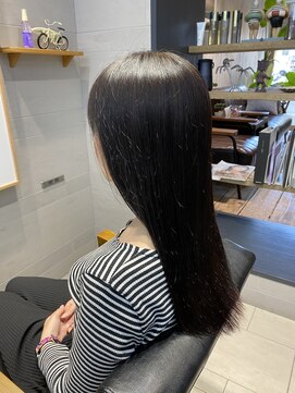 パウ ハナ(Pau Hana) インナーカラーレッド