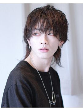 アドール(ADOR) [MIHO*ADOR]メンズカット / マッシュウルフ / ウルフ / ブラック