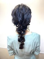 結婚式お呼ばれヘア　編み下ろし