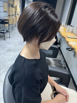 ストーリー 本川越(Story) 耳かけショートヘア