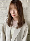 ベージュカラー