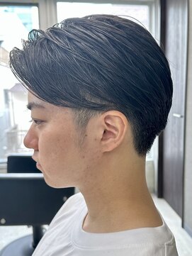 フイ 代々木(Hui) メンズ/アップバング/ツーブロックマッシュ/束感ショート波巻き