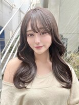 くびれ　レイヤースタイル