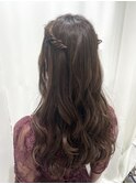 ハーフツイン／結婚式お呼ばれヘア／二次会ヘア/ヨシンモリ