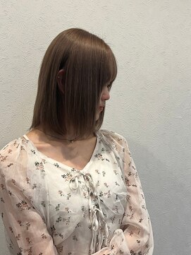 リム(Limb) ミルクティーグレージュ