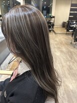 アトム(ATOM)&nbsp;【コントラストハイライト　グレージュ】