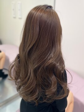 ジーナリア(Xena ria) 《Kaho》ダブルケアカラーで赤味なしベージュ♪