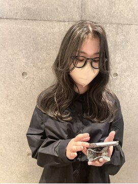 ケーツー 谷町(K-two) 透明感グレージュ