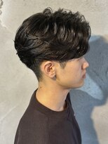 ニアウ 高崎店(Niau)&nbsp;メンズセンターフェザーパーマ群馬高崎眉毛韓国刈り上げ