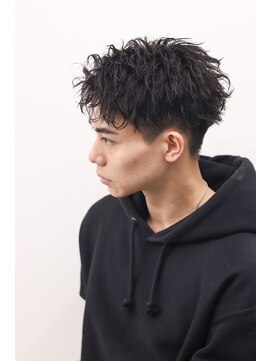 シャイン 大宮(SHINE) メンズカット/パーマ/ヘッドスパ/ブリーチ/眉毛/韓国/大宮/Men's