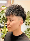 スパイキーショート/フェードカット/黒髪/ツーブロック
