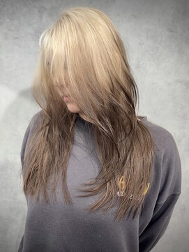 いろあそび 八王子 【ルーツカラー】ホワイトブロンド×ブラウン