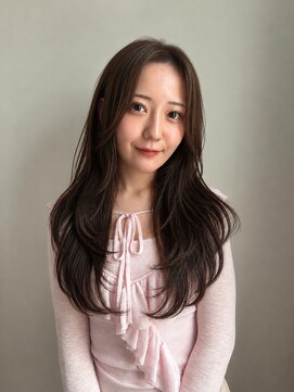 ロイリー バイ ローウェ 立川(Loely by Louwe) ロングレイヤー