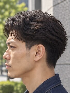 プレミアムバーバー 原宿店(PREMIUM BARBER produce by HIRO GINZA) 大人センターパート×ニュアンスパーマ
