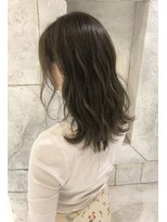 ガレリアエレガンテ 可児店(GALLARIA Elegante)&nbsp;GALLARIA Elegante可児店 大人女性のカーキベージュ