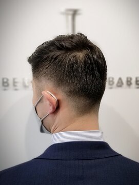 リバティシェアバーバー 銀座(LIBERTY SHARE BARBER) 【メンズ黒髪】サイドパートショートスタイル