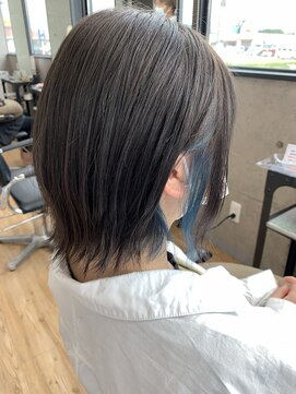 ヘアーメイクスタジオ ライフセカンド(HAIR MAKE STUDIO LIFE 2ND) イヤリングカラー　サファイアブルー