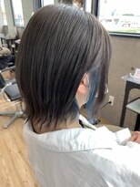 ヘアーメイクスタジオ ライフセカンド(HAIR MAKE STUDIO LIFE 2ND) イヤリングカラー　サファイアブルー