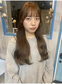ベージュ